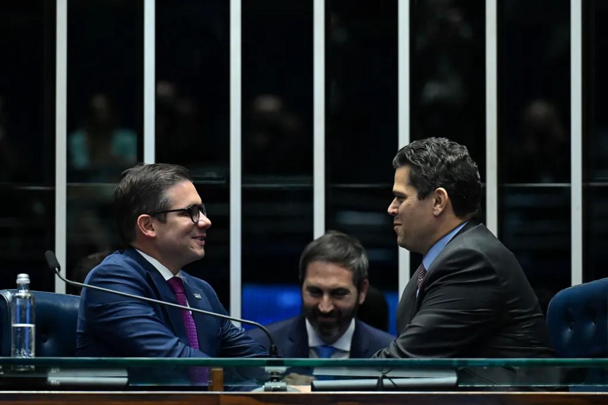 Presidente do Senado defende aprovação do aumento de vagas de deputado federal e garante votação