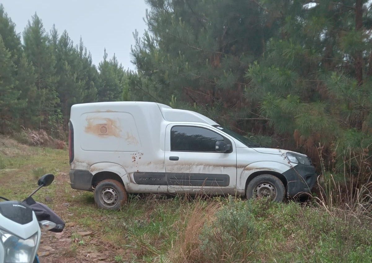 Veículo furtado da Secretaria de Agricultura é recuperado e polícia investiga segundo furto em Pouso Redondo