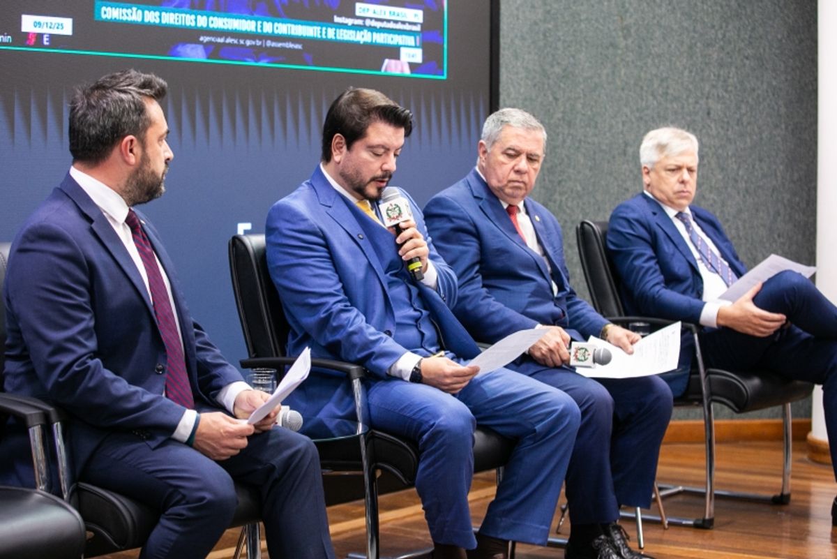 Projeto de Lei que proíbe reconstituição de leite em pó tem aval de mais uma comissão na Alesc