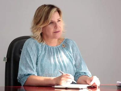 CNN diz que vice-prefeita de Joinville está no radar do PL para compor chapa com Flávio Bolsonaro