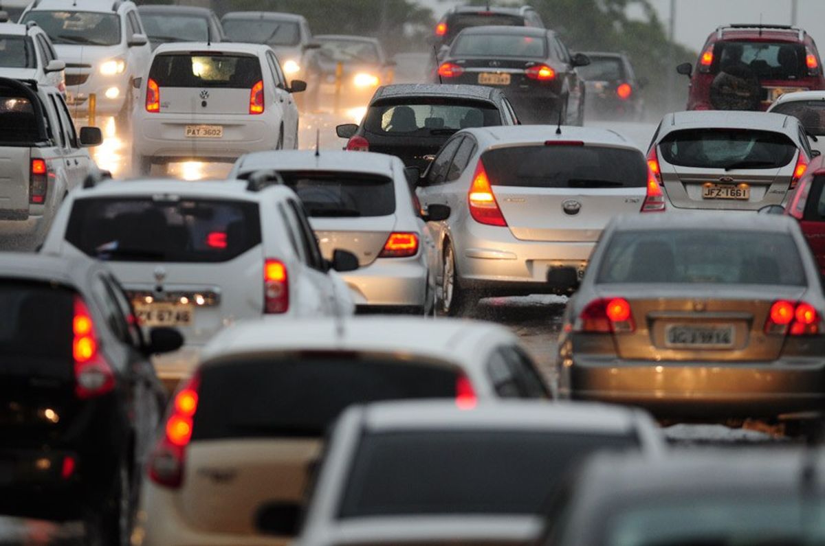 Desconto de IPVA para bons condutores avança nas Comissões da Alesc