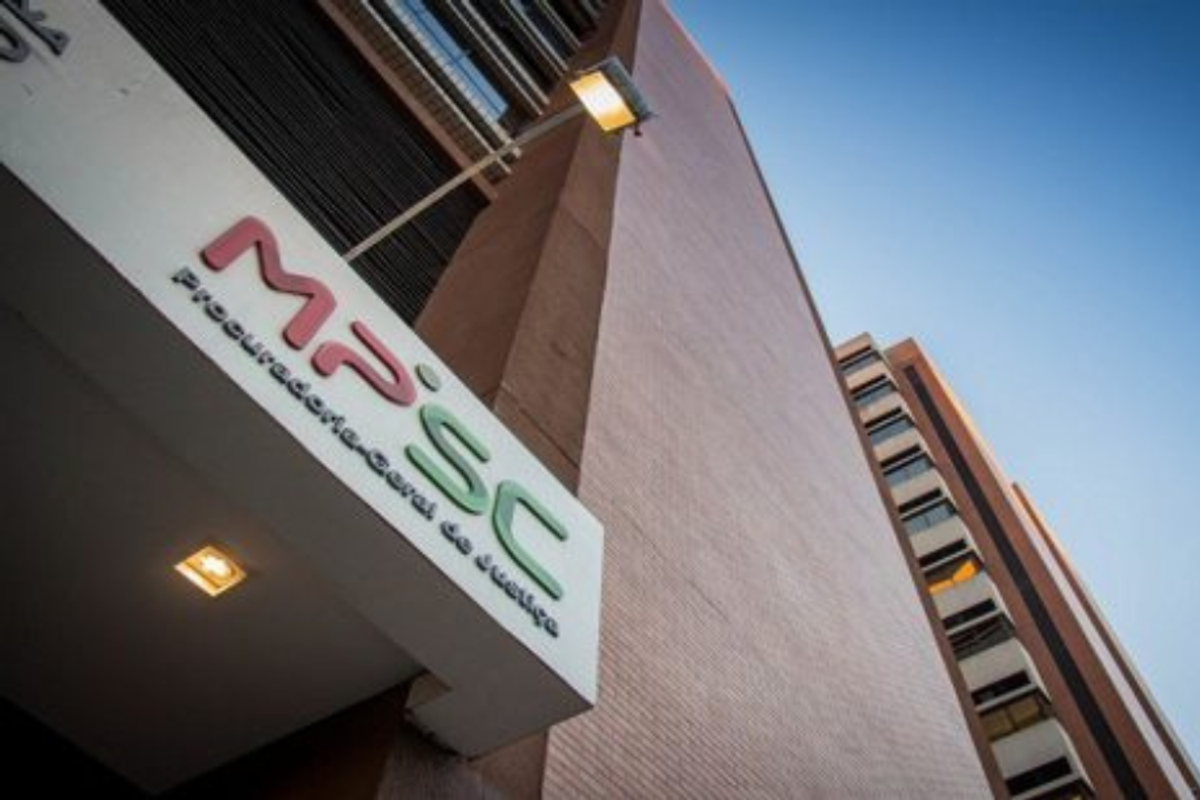 Corretora de imóveis de Rio do Sul tem prisão preventiva decretada após pedido do MPSC