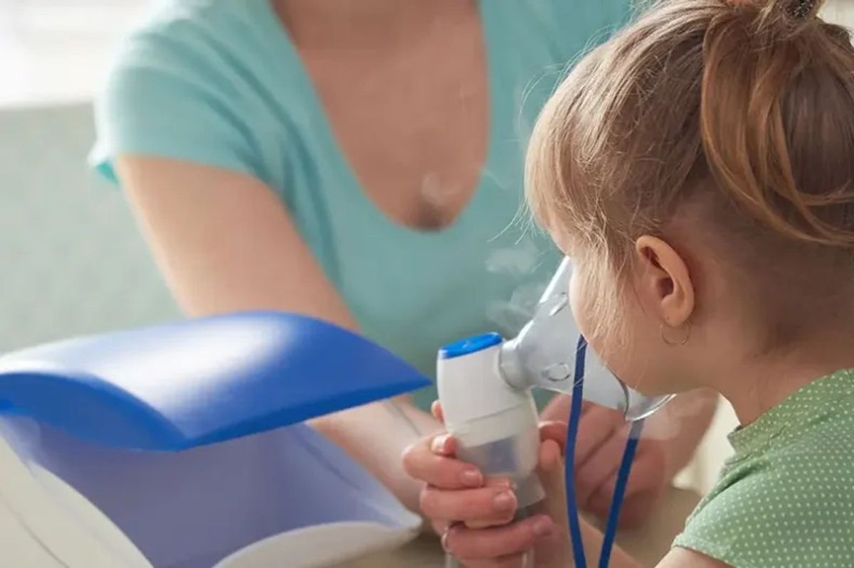 Casos de bronquiolite em crianças disparam em SC