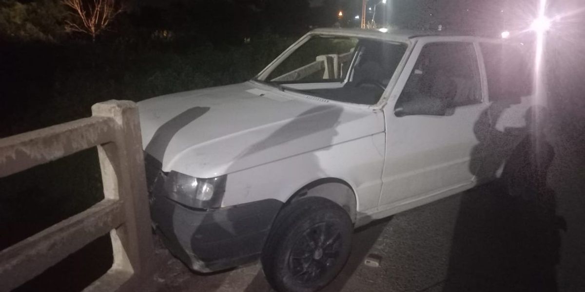 Motorista é preso após dirigir embriagado e bater em ponte na SC-350, em Ituporanga