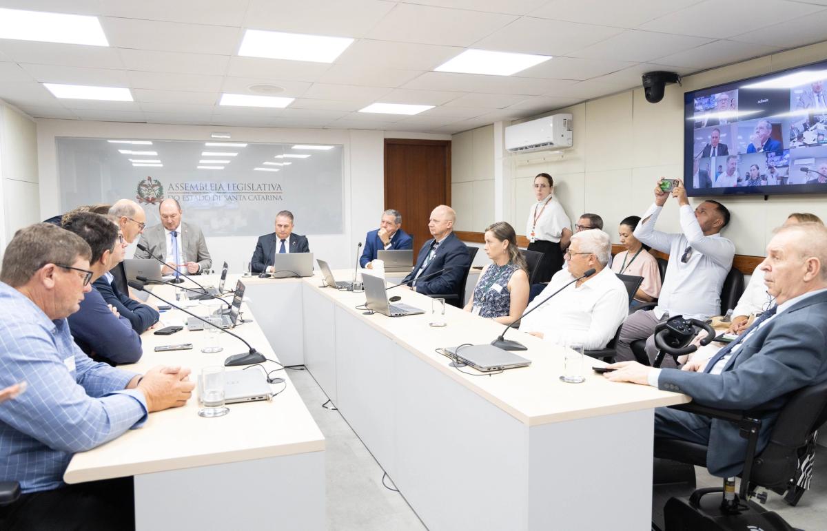 Crise da cebola mobiliza parlamentares na Comissão de Agricultura