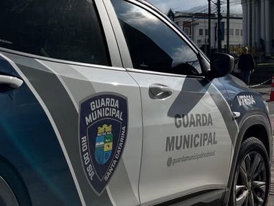 Homem é conduzido à delegacia após desacatar e ameaçar servidores de Unidade de Saúde em Rio do Sul