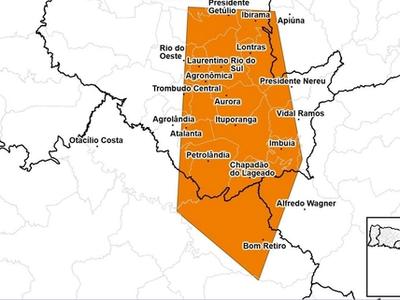 Defesa Civil mantém alerta de temporais para municípios do Alto Vale