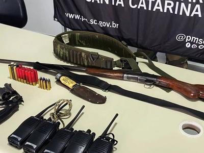 Homem é preso por porte ilegal de arma de fogo na área rural de Timbó Grande