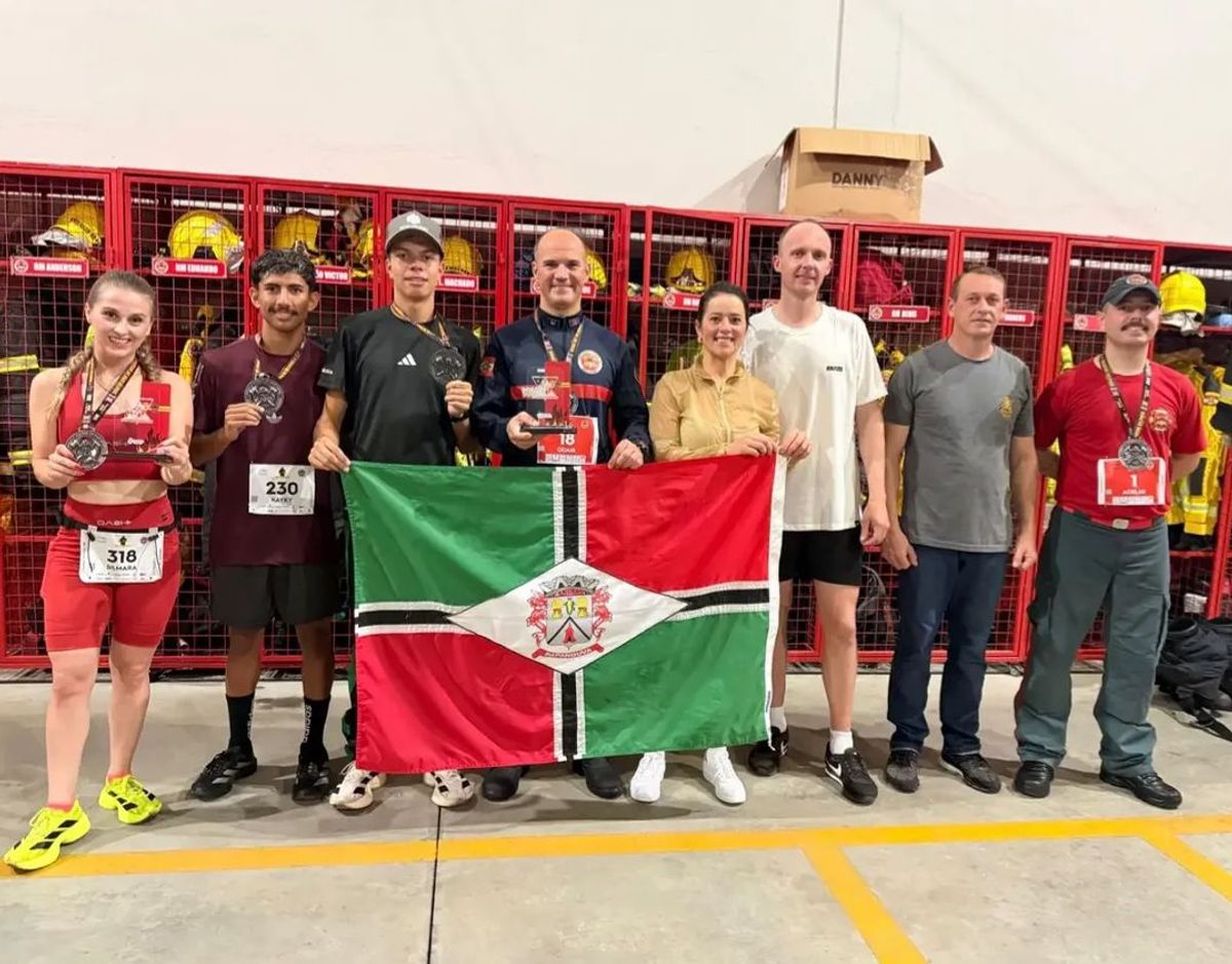Bombeiros de Papanduva participam da 1ª Corrida do Fogo em Canoinhas