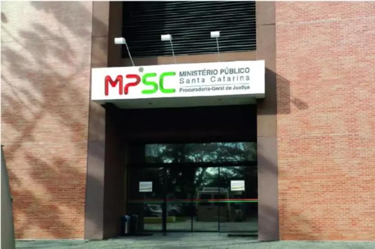 Homem é condenado a mais de 23 anos por estupro de vulnerável, em SC