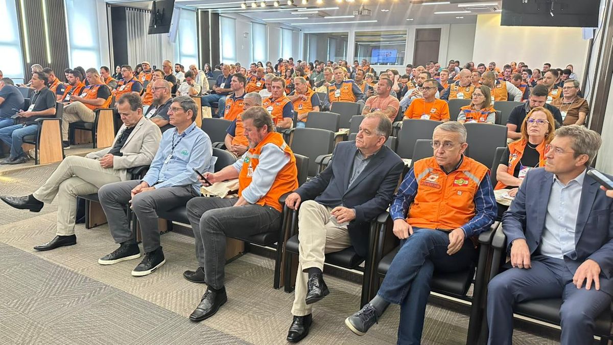 MPSC destaca importância da prevenção e da proteção ambiental no primeiro dia do Fórum de Defesa Civil em Rio do Sul