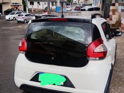 Motorista é morto a tiros dentro de carro em SC