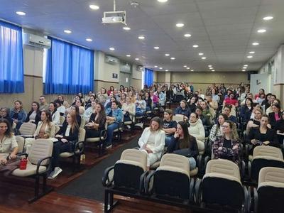 Santa Catarina qualifica mais de 800 profissionais da saúde para fortalecer a Triagem Neonatal