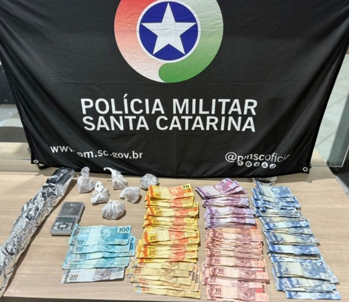 Polícia Militar apreende mais de 300 gramas de crack em Três Barras