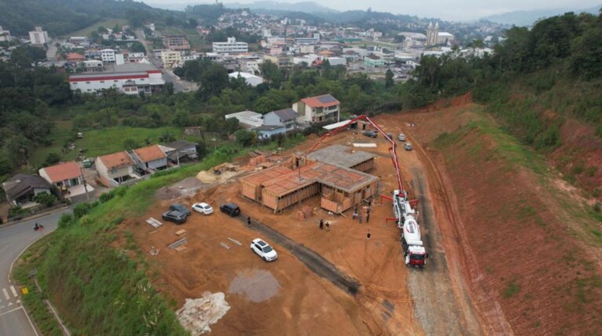 Nova UBS do Bairro Universitário avança em Taió