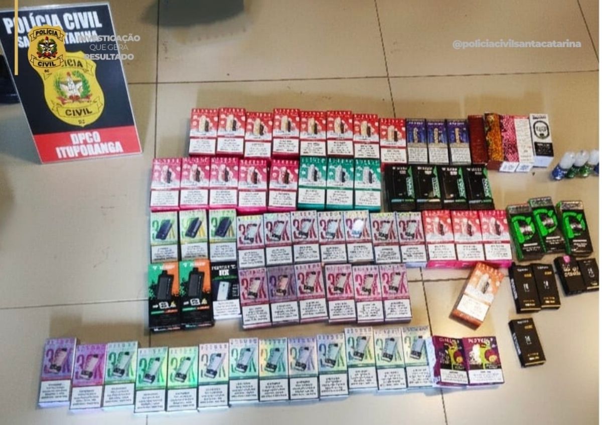 Polícia Civil apreende cigarros eletrônicos e prende duas pessoas em Ituporanga
