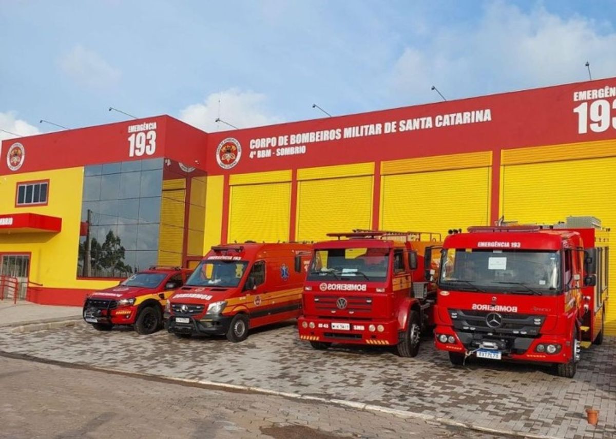 Quartéis do CBMSC recebem nova pintura e corporação prevê economia de mais de R$ 39 milhões