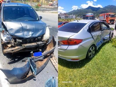 Colisão entre dois veículos é registrada na BR-470, em Ascurra