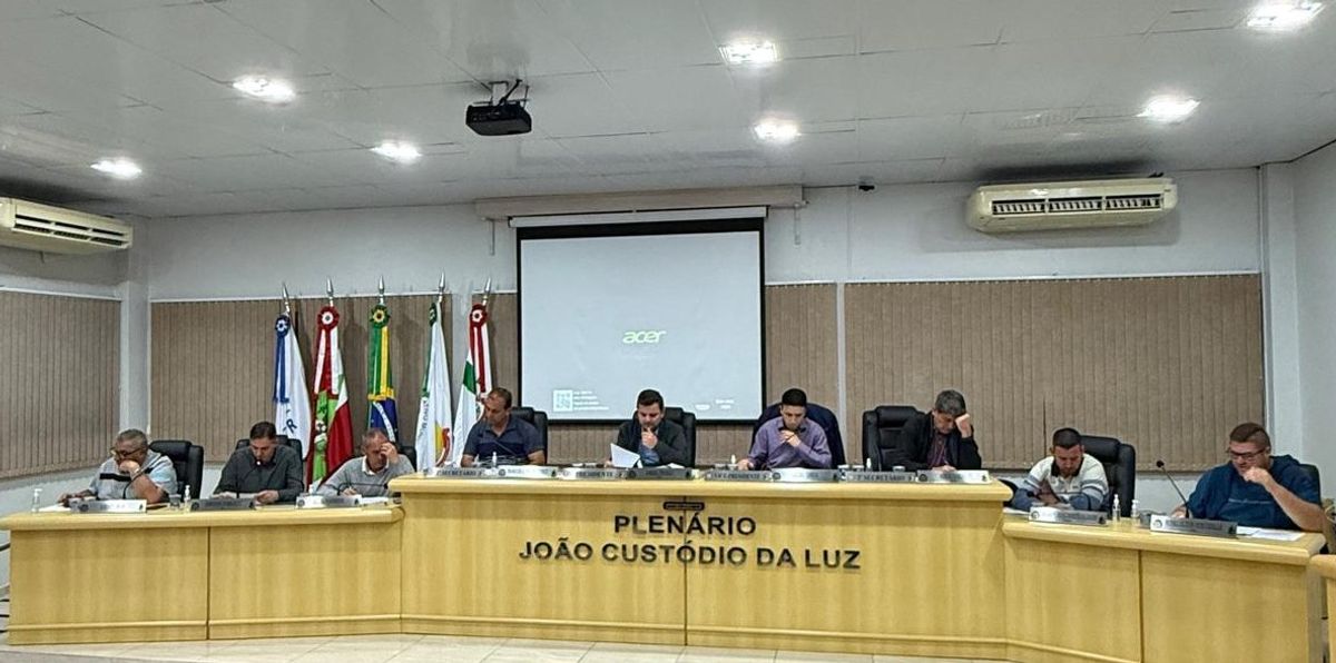 Câmara de Pouso Redondo aprova equiparação salarial de professores e apresenta novos projetos municipais