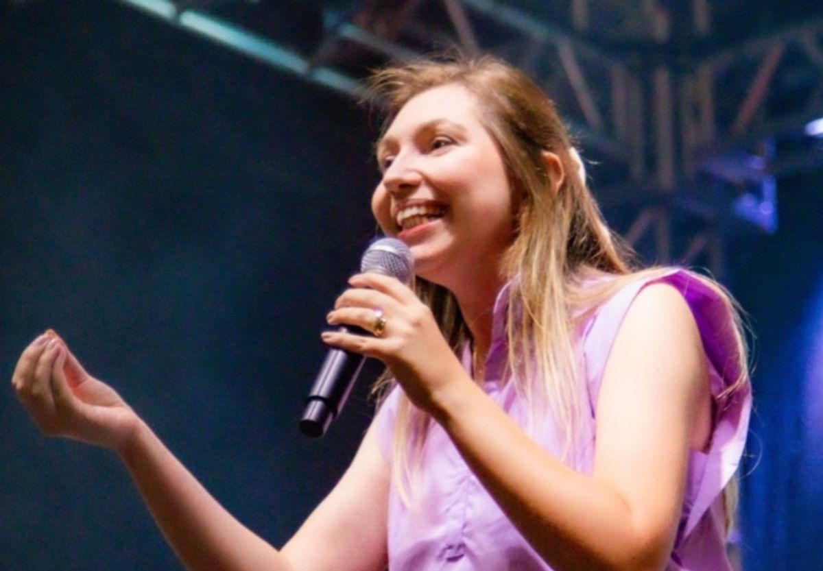 Prefeita Juliana Maciel anuncia renúncia ao cargo em Canoinhas