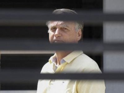 Ex-presidente Jair Bolsonaro é preso preventivamente pela PF