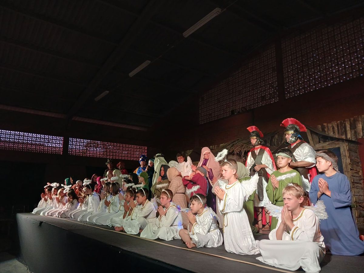 Evento Familiar Natalino reúne grande público no Parque Mata Nativa, em Santa Terezinha