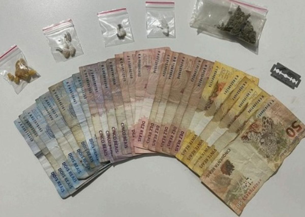 Homem é preso por tráfico de drogas durante operação da PM em Mafra