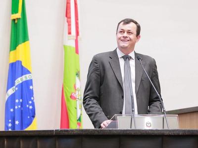 Rodrigo Preis representa a agricultura familiar catarinense em missão internacional na China