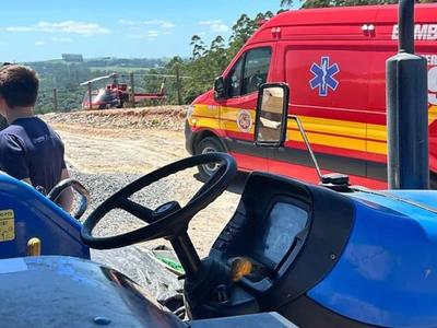 Homem fica ferido após acidente de trabalho com trator em Rio do Oeste