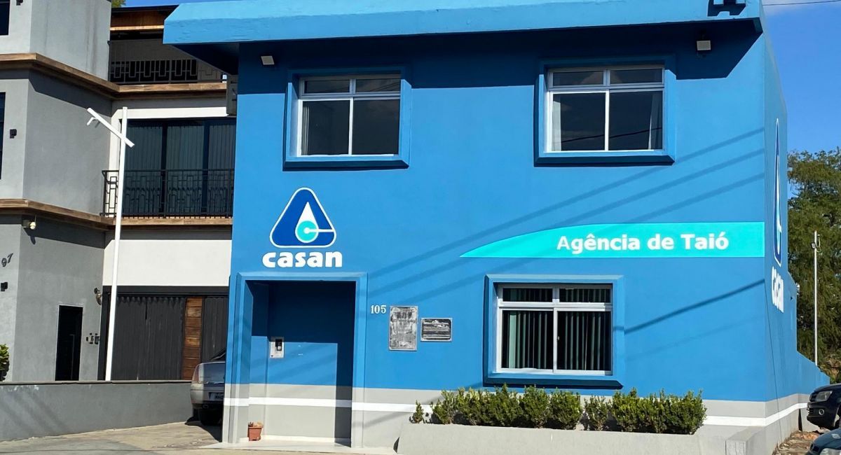 Rompimento de adutora causa falta de água em Taió