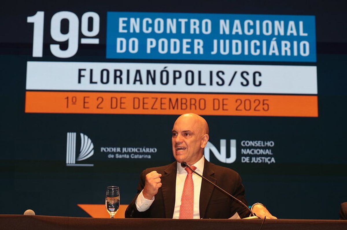 Alexandre de Moraes defende “tripé da segurança” como prioridade do Judiciário, em encontro realizado em Florianópolis 