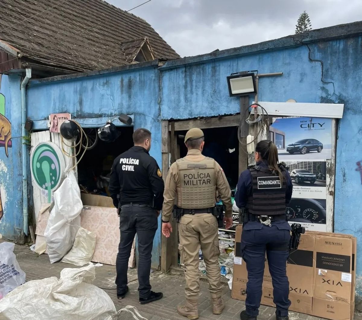 Forças de segurança realizam operação conjunta para coibir comércio ilegal em Rio do Sul