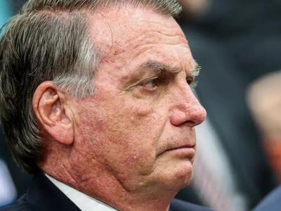 STF condena Jair Bolsonaro a 27 anos e 3 meses de prisão