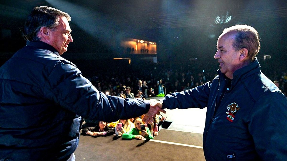 Bolsonaro avisa Jorginho Mello que uma das candidaturas ao Senado em SC será escolhida por ele