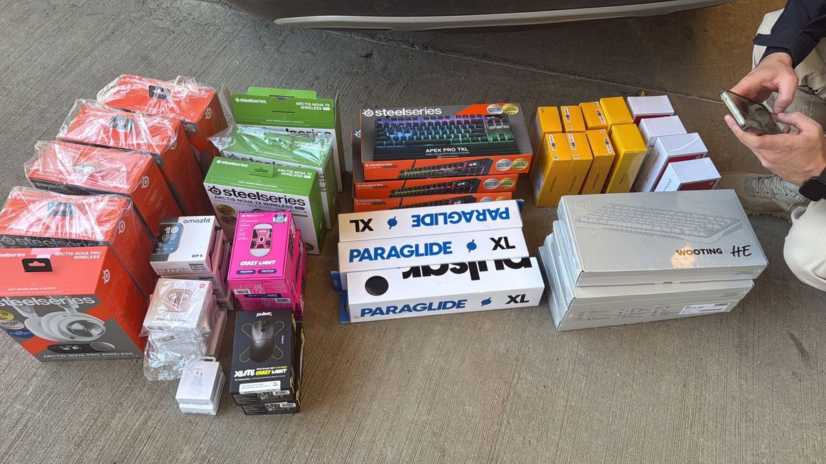 PRF apreende veículo carregado com eletrônicos contrabandeados na BR-116, em Mafra