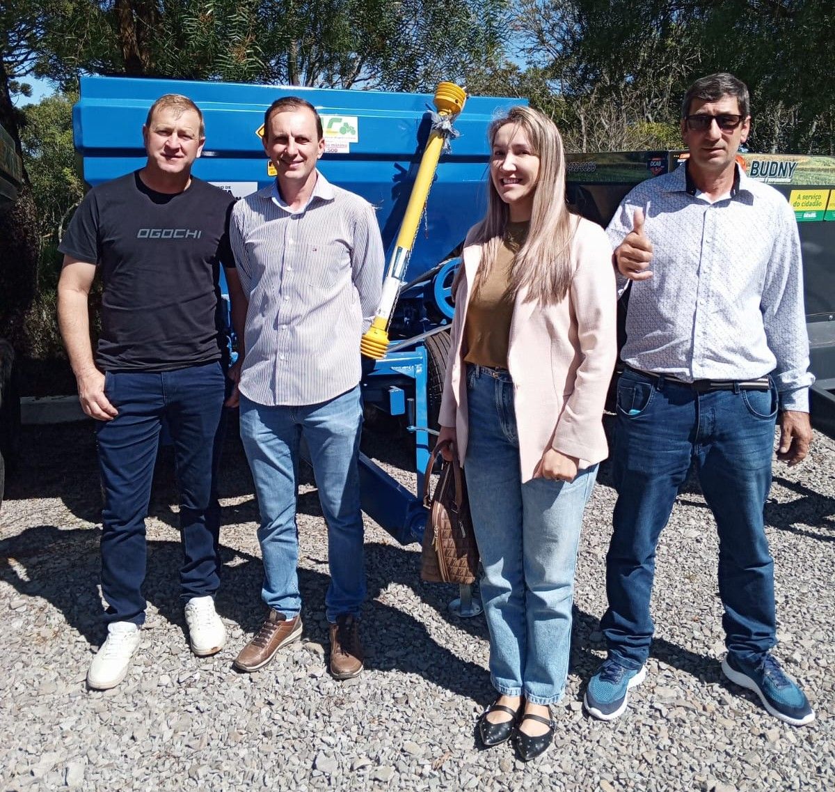 Santa Terezinha recebe equipamentos agrícolas através de convênios