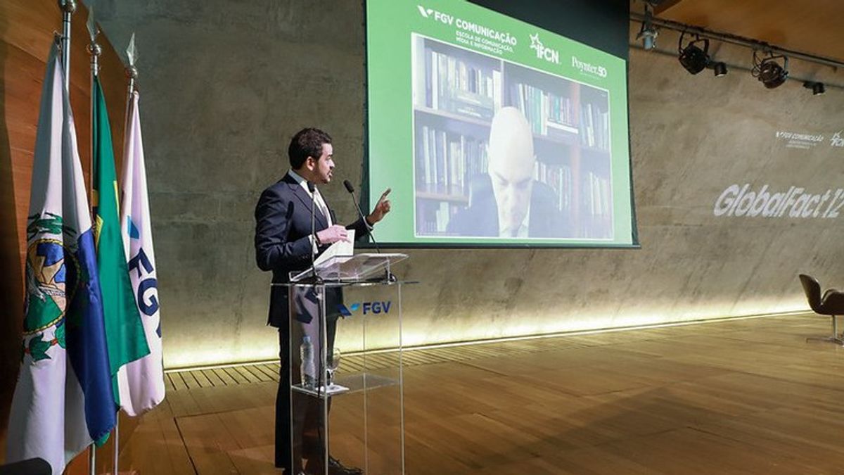 Advogado-geral da União defende regulação das plataformas de redes sociais