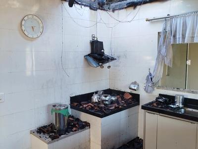 Incêndio atinge residência e mobiliza bombeiros em Vidal Ramos