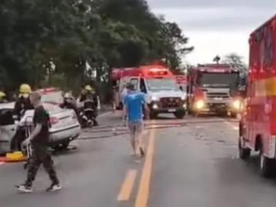 Grave acidente na BR-470 deixa duas pessoas mortas e quatro em estado grave