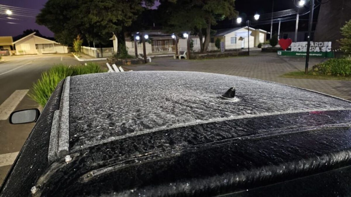 Serra de SC registra temperatura mais baixa do ano com termômetros abaixo de zero