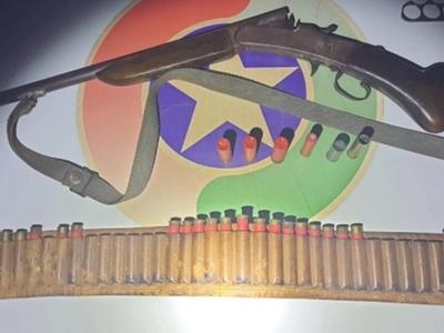 Homem é preso após agredir o pai e ter espingarda apreendida no Vale do Itajaí