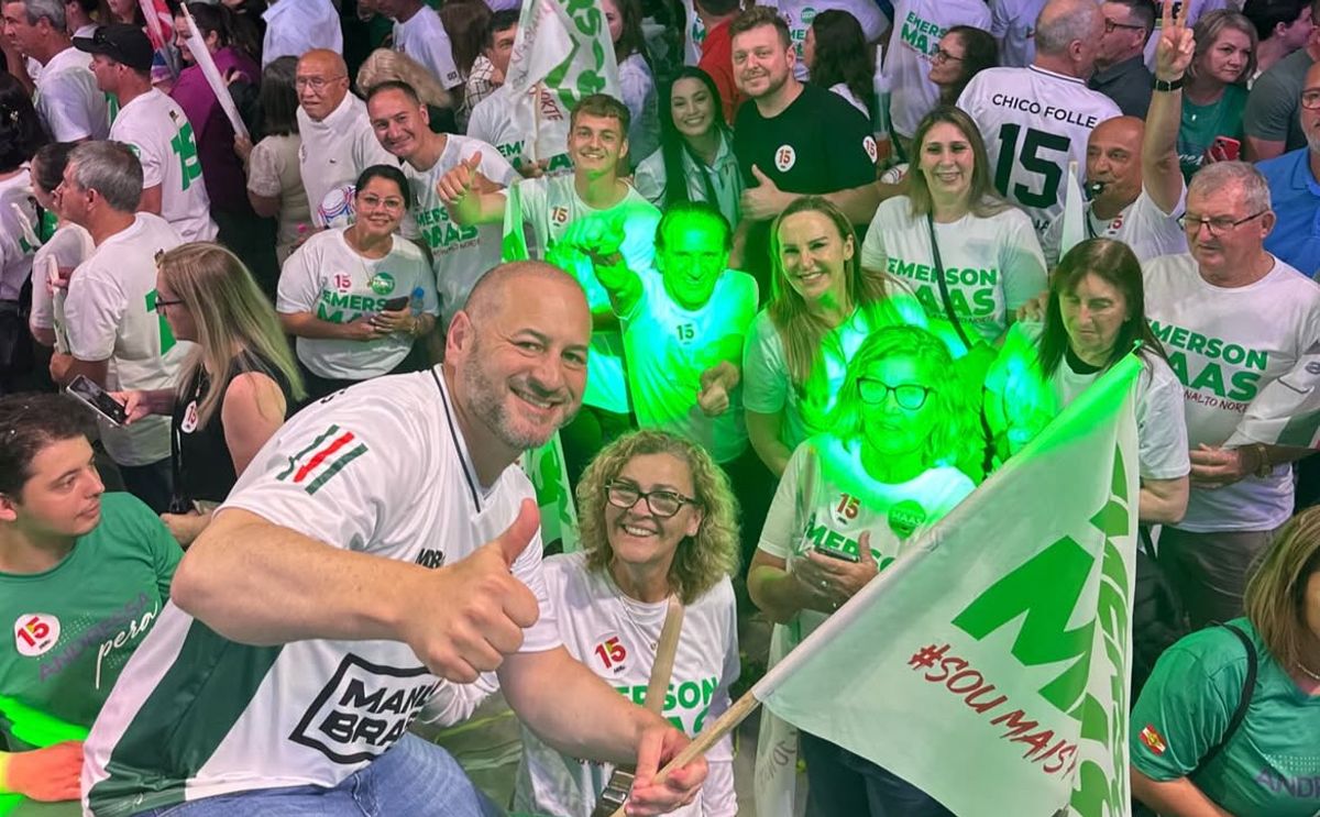 Prefeito de Mafra, Emerson Maas, é lançado pré-candidato a deputado estadual em convenção do MDB