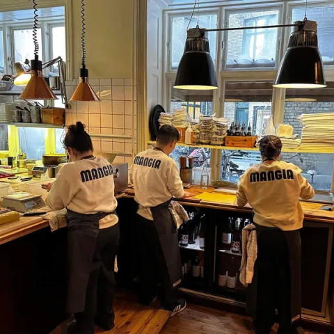 MANGIA