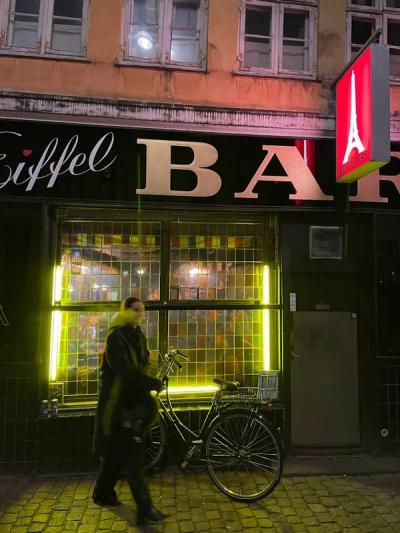 Eiffel Bar