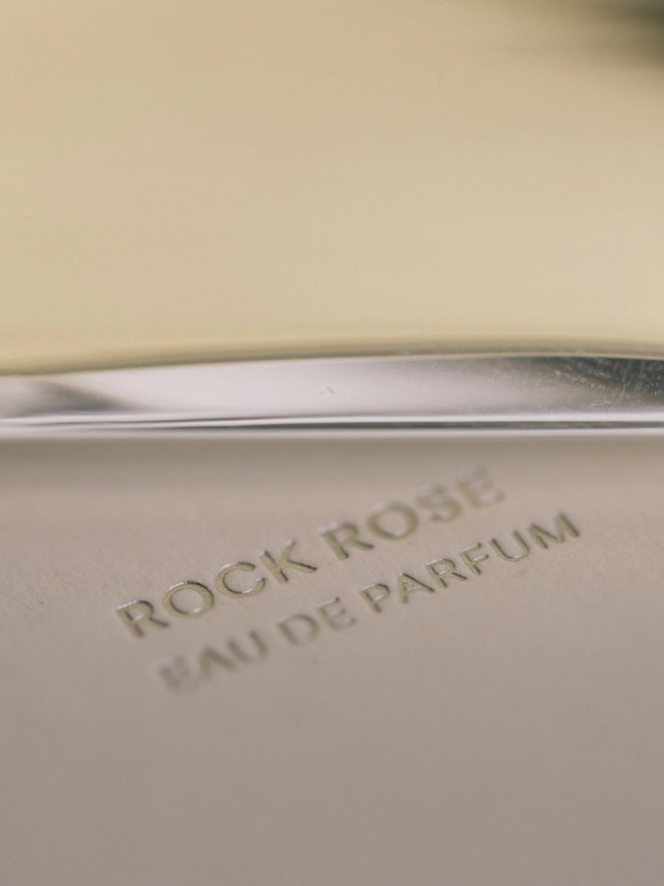 EST+6_AYONDPerfume_Mascort_CaseStudy_005
