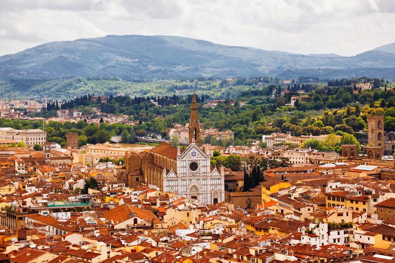 Discovering the Best of Tuscany: Art, Wine, and Rolling Hills