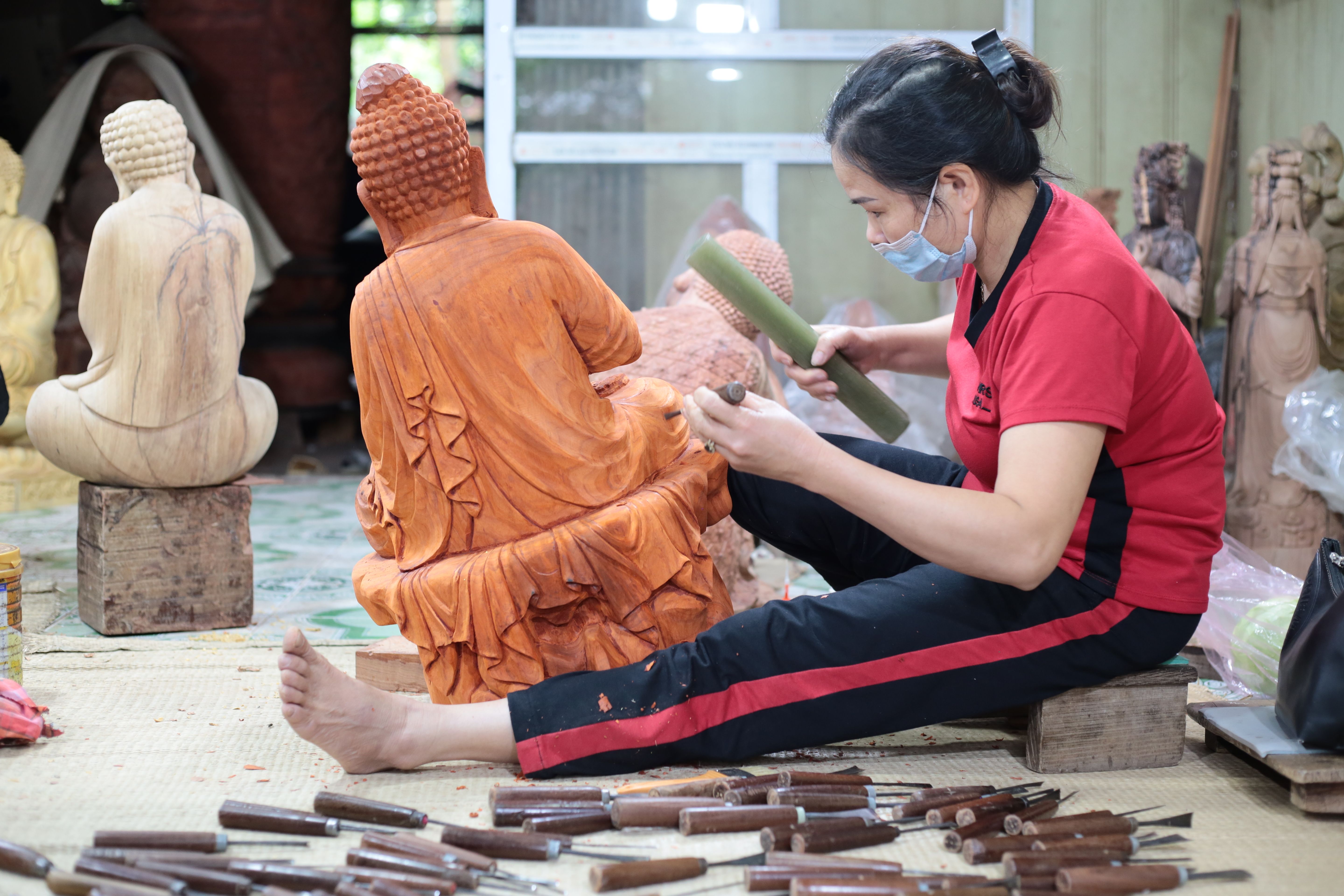 Quy trình khắc gỗ 4