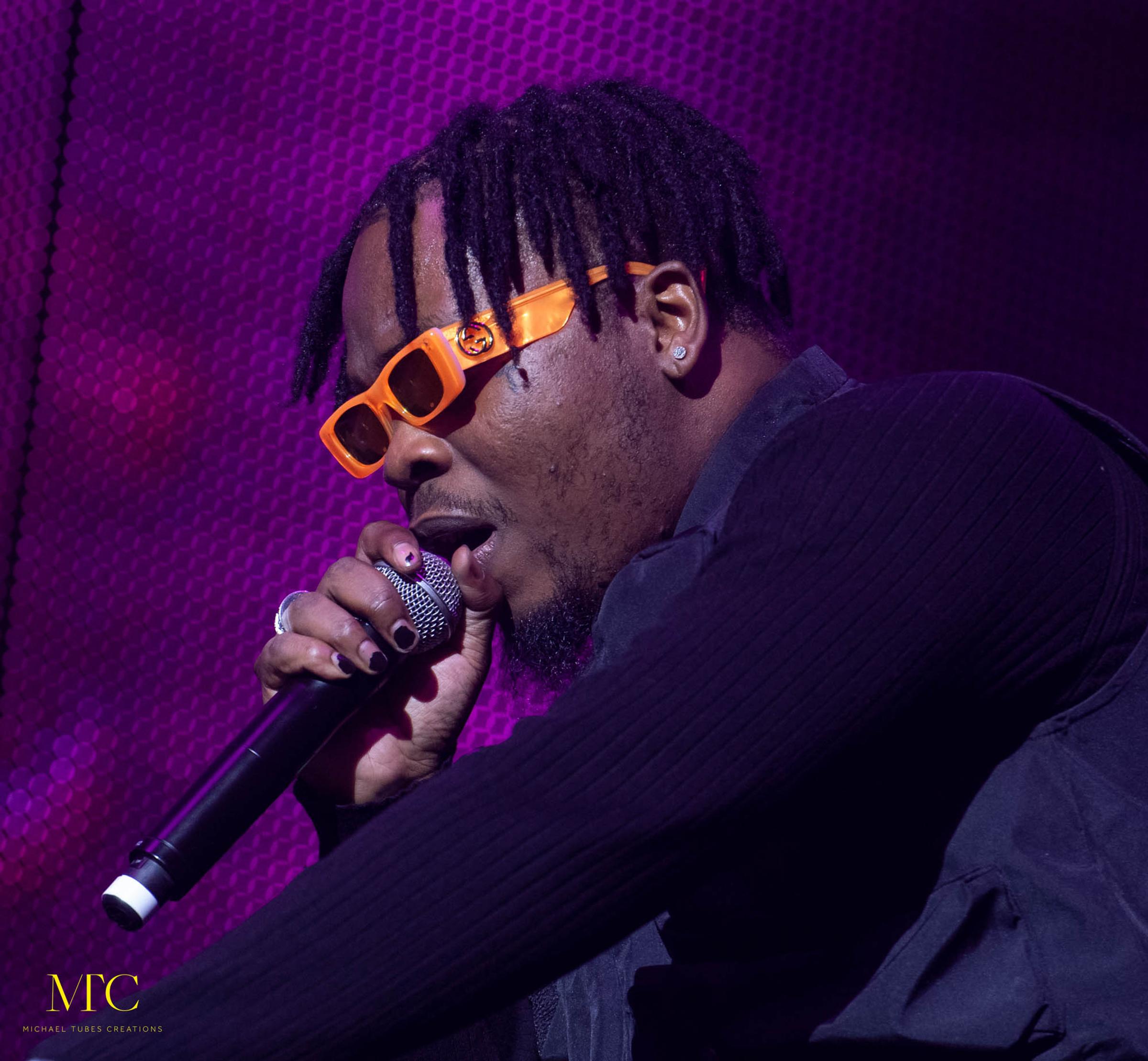 https://www.soundsofafrica.org/double-celebration-as-burna-boy-wins-mtv-ema-best-african-act-award-sells-out-sse-wembley-arena/
