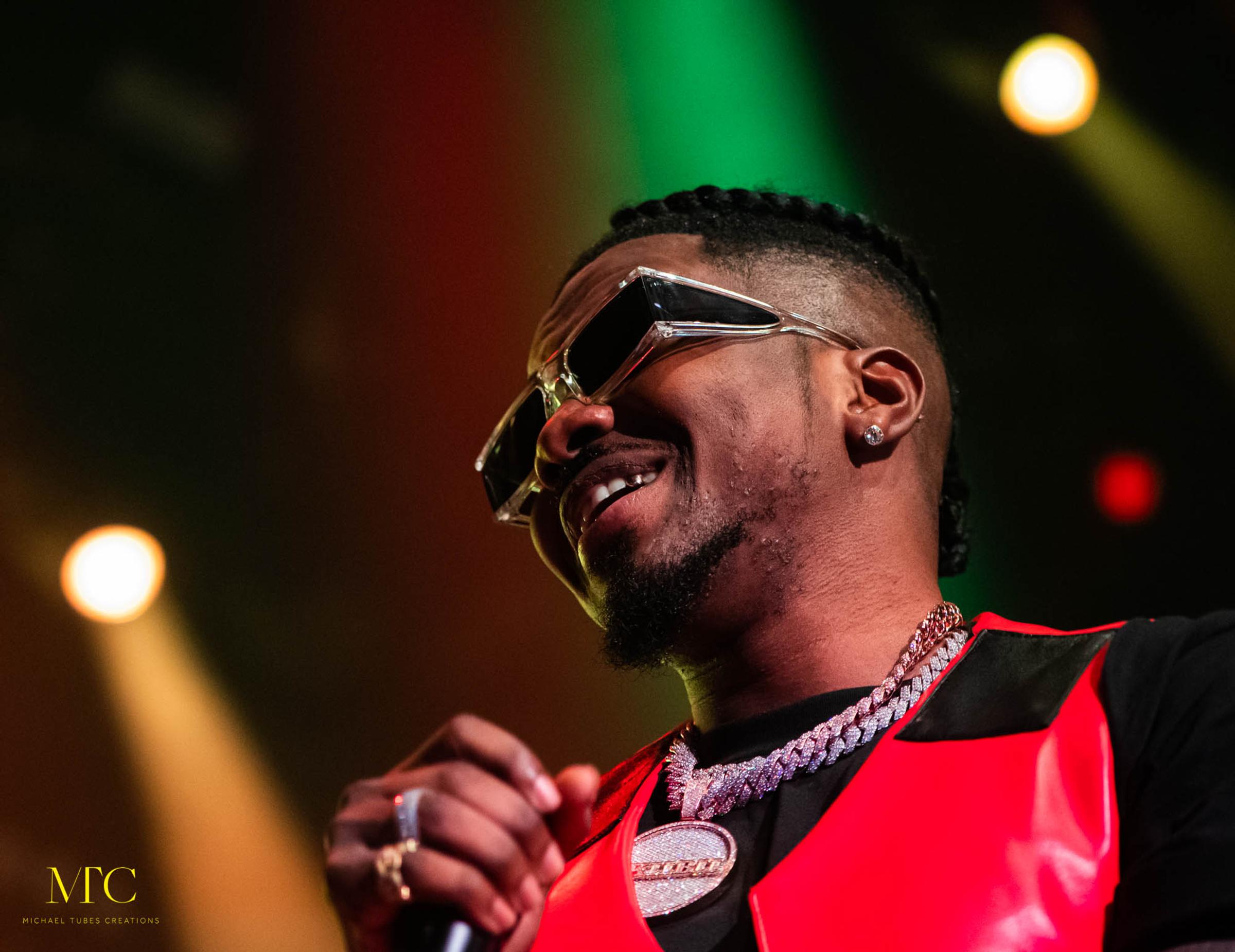 London, United Kingdom. 18th November 2019. Skiibii performing live during Mayrokun’s first UK solo concert at Indigo at The O2. Photographed by Michael Tubes