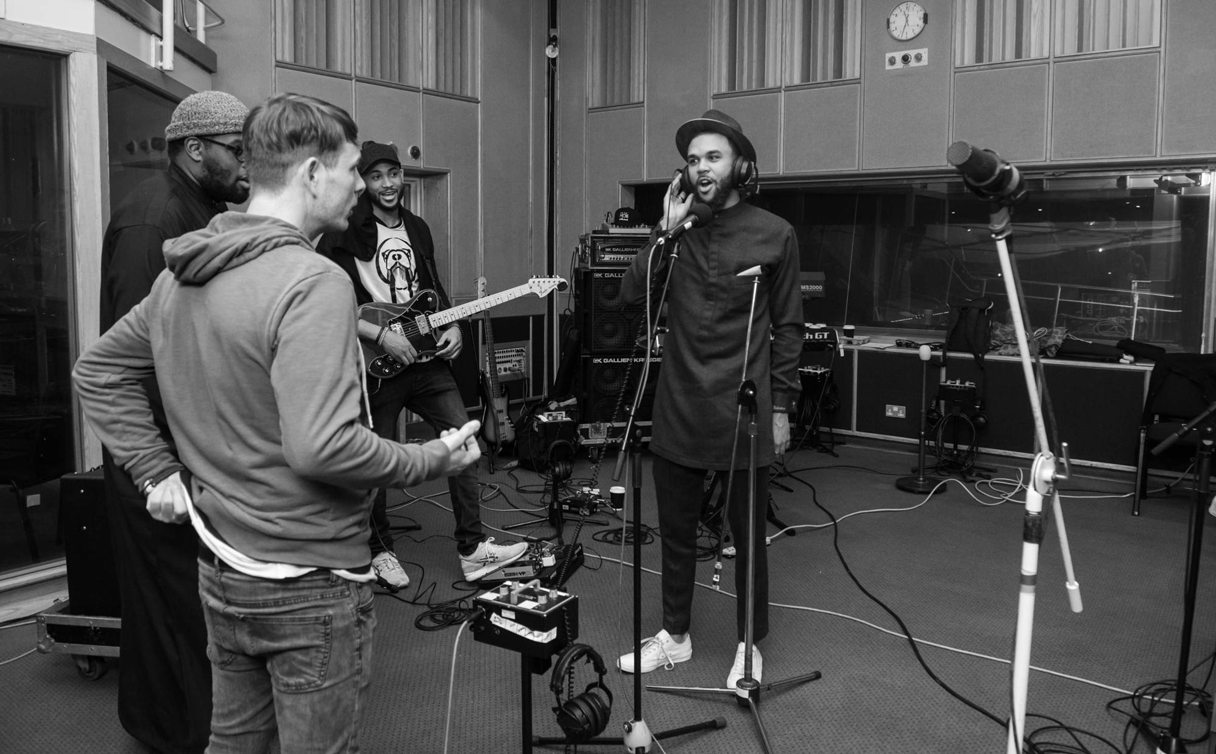 London, United Kingdom. 16th May 2017. Sound check at iconic Maida Vale studios before Jidenna’s performance. Photographed Michael Tubes.